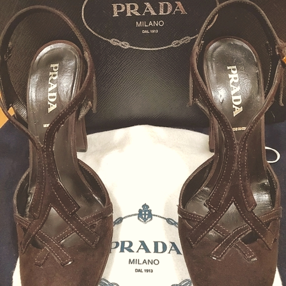 PRADA Suede Pumps - Picture 3 of 5